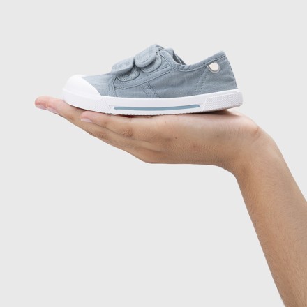 Ténis de Lona com Velcros