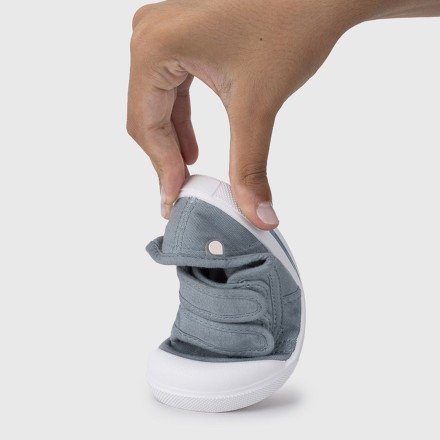 Ténis de Lona com Velcros