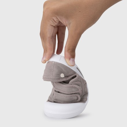 Ténis de Lona com Velcros