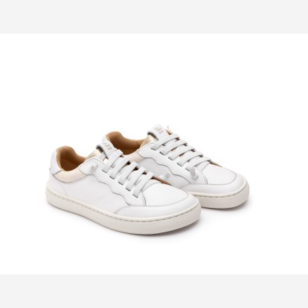 Breeze Sneakers