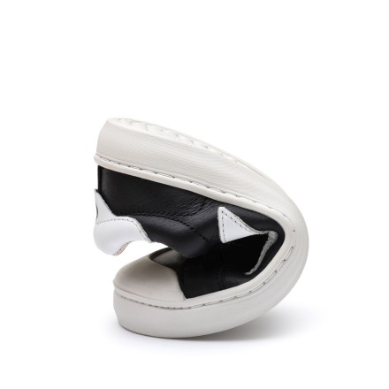 Ground  Sneakers