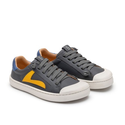 Ground  Sneakers