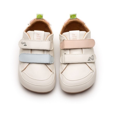 Bossy Worm Sneakers