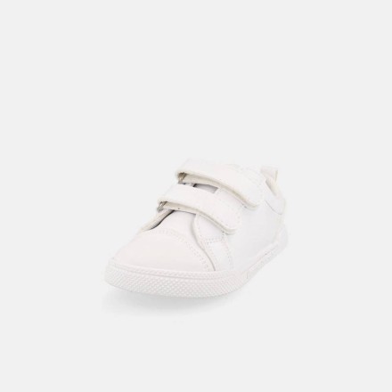 Zeus Sneakers