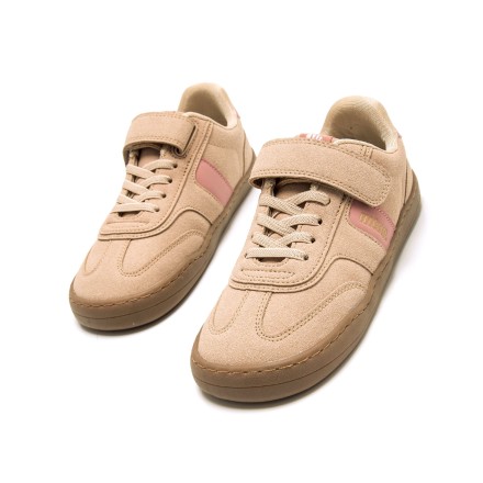 Free Sneakers