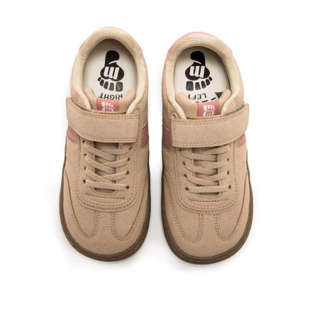 Free Sneakers