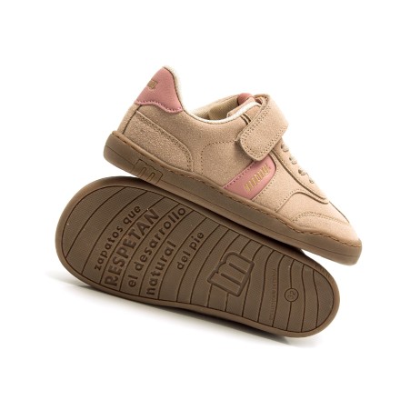 Free Sneakers
