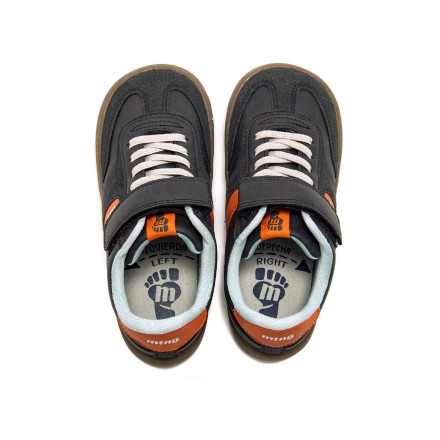 Free Sneakers