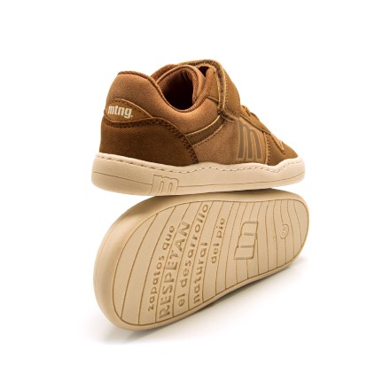 Free Sneakers