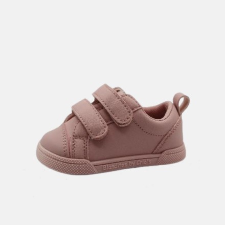 Zeus Sneakers