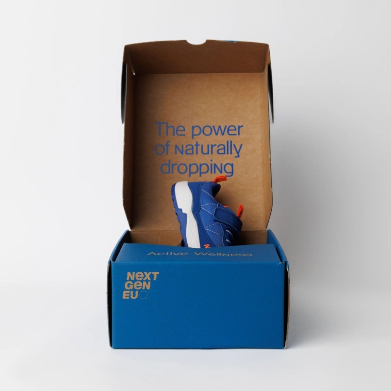 Mud Trail Waterproof Sneakers