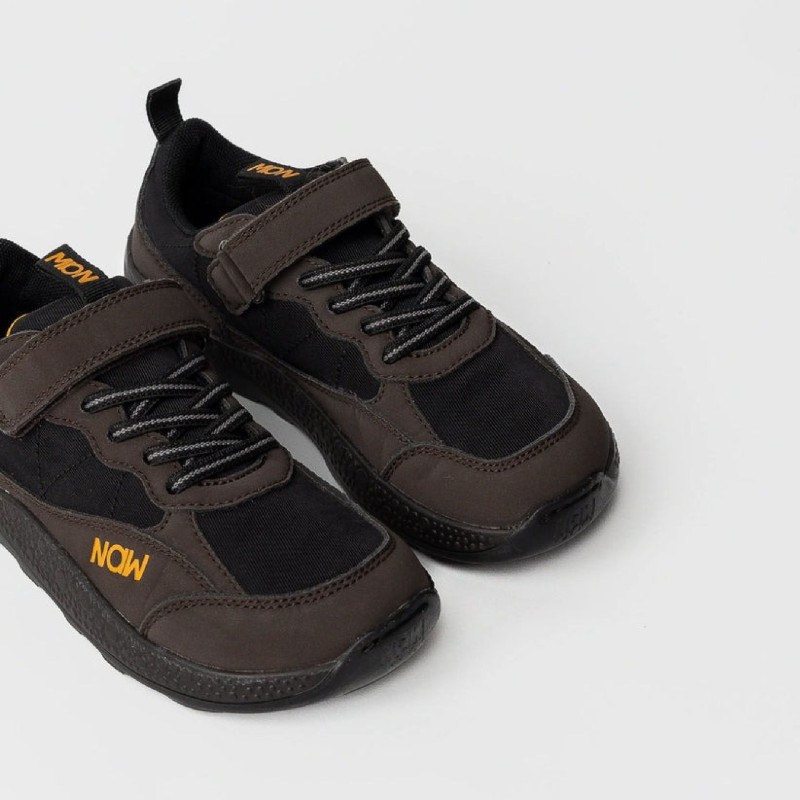Mud Trail Waterproof Sneakers