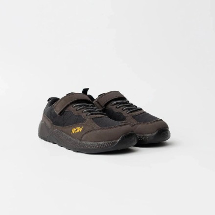 Mud Trail Waterproof Sneakers