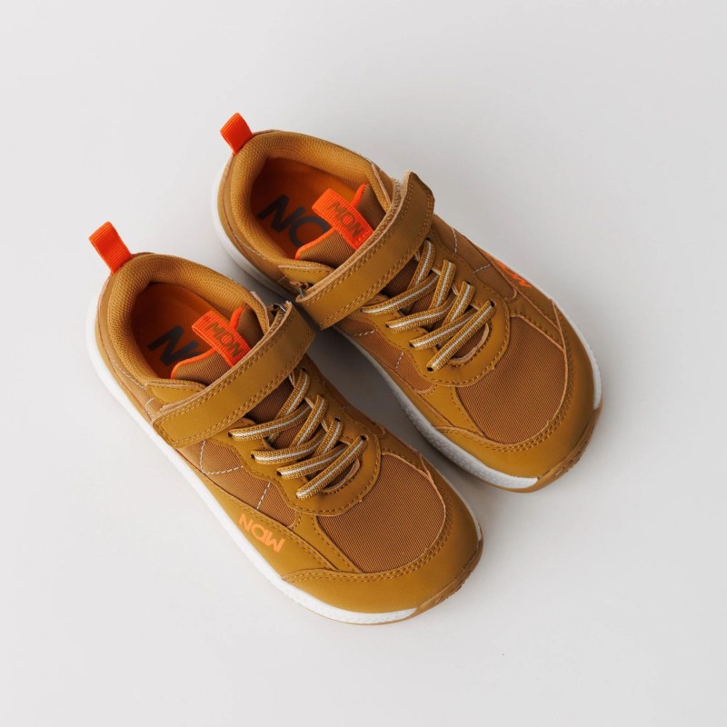 Mud Trail Waterproof Sneakers