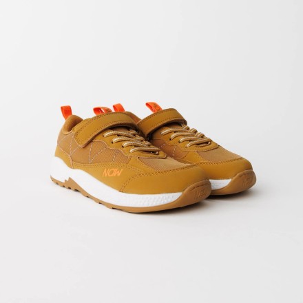 Mud Trail Waterproof Sneakers