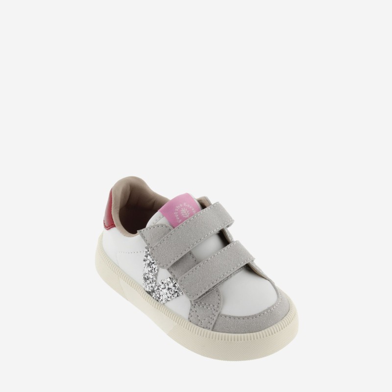 Tnis Oliver Detalles