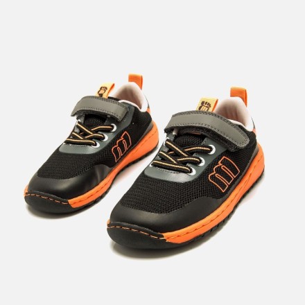Free Sport Sneakers