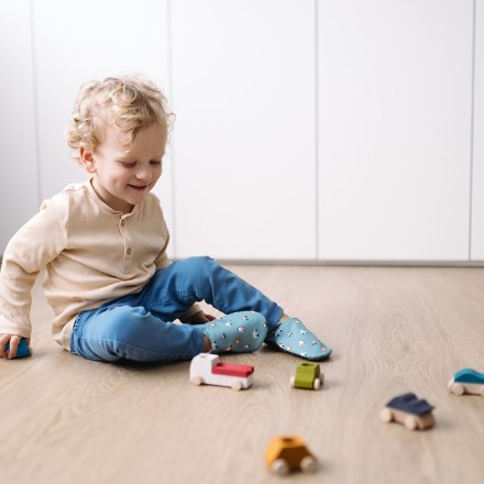 Pantufas Barefoot Carros Dino