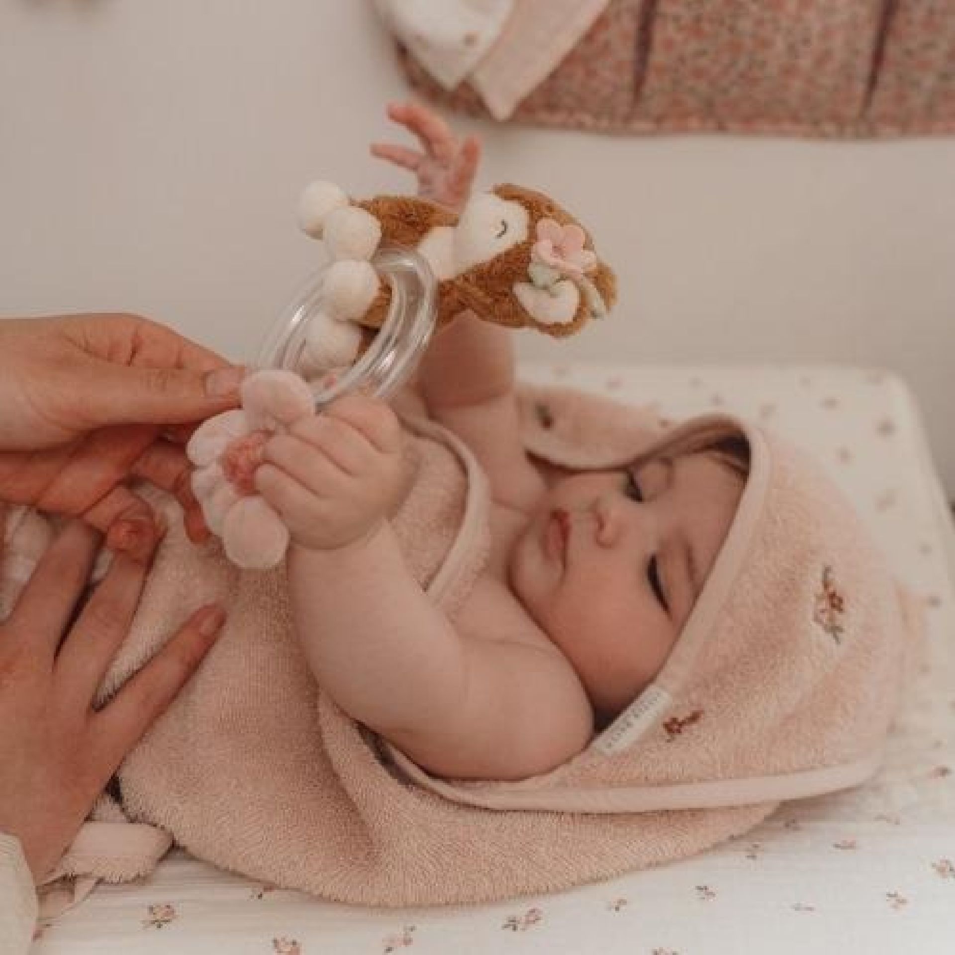 Chocalho Deer Fairy Garden