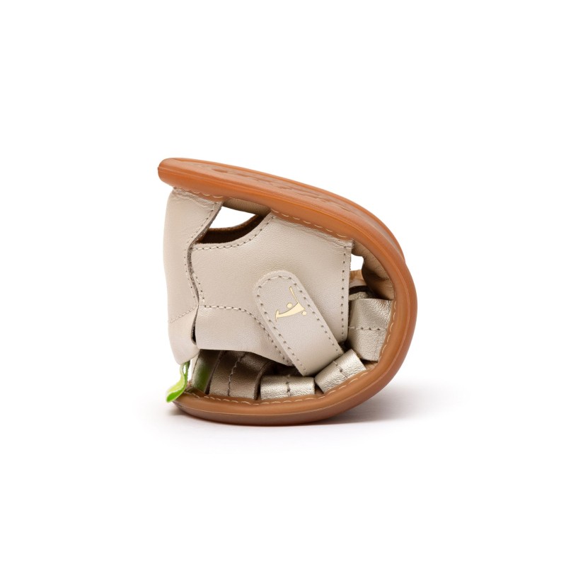 Sandals Tropically