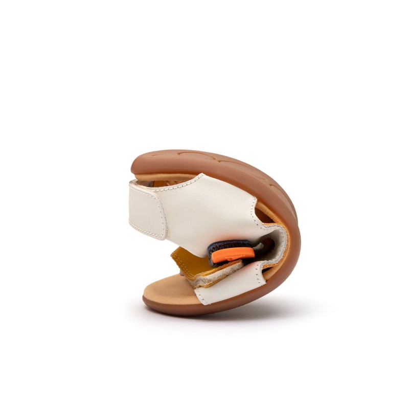 Sandals Explorer