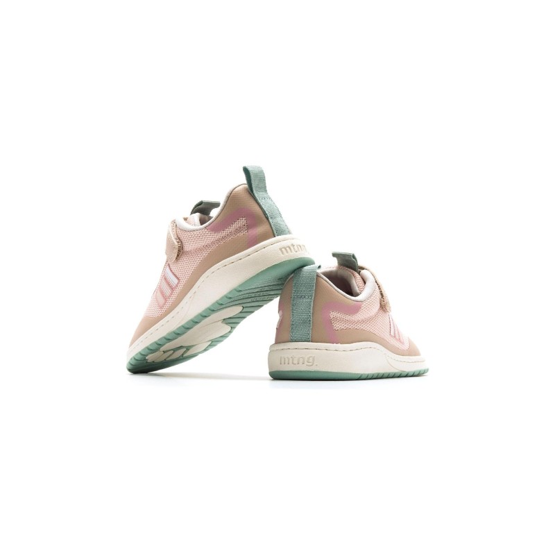 Sports Sneakers Free
