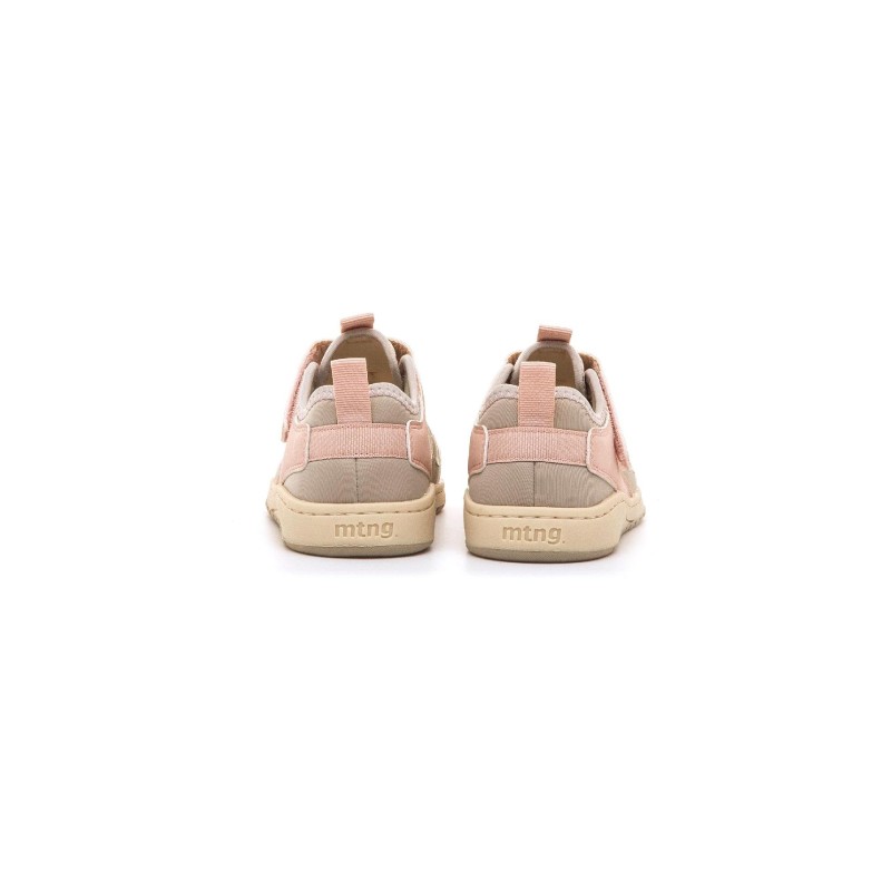Sports Sneakers Free