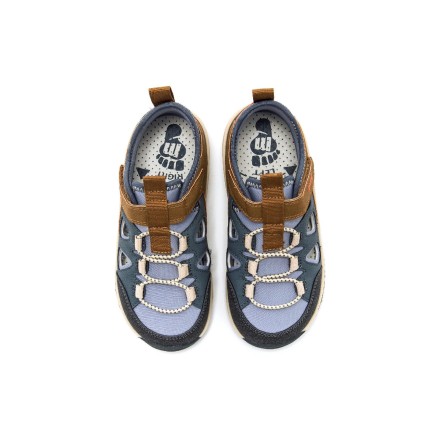 Sports Sneakers Free