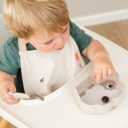 Pull-over bib