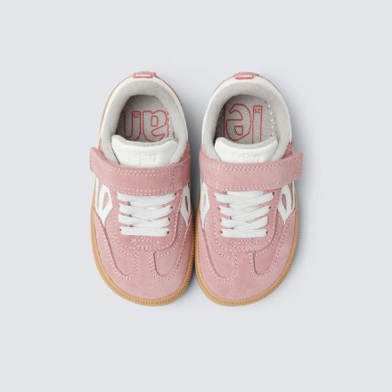 One Sneakers