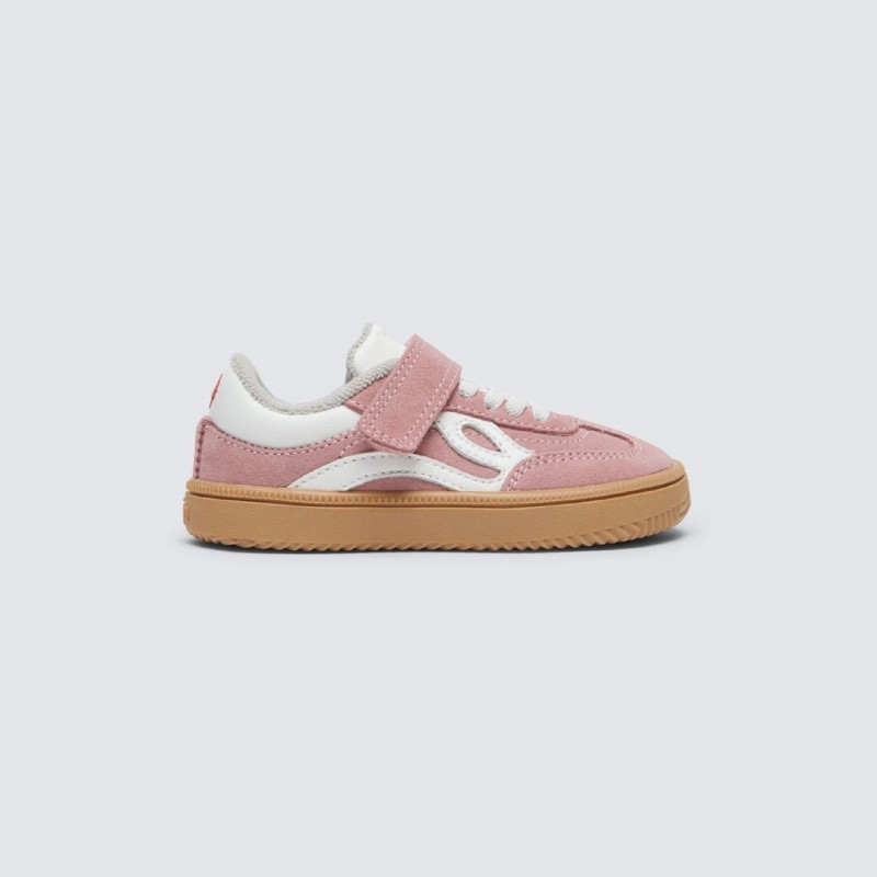 One Sneakers