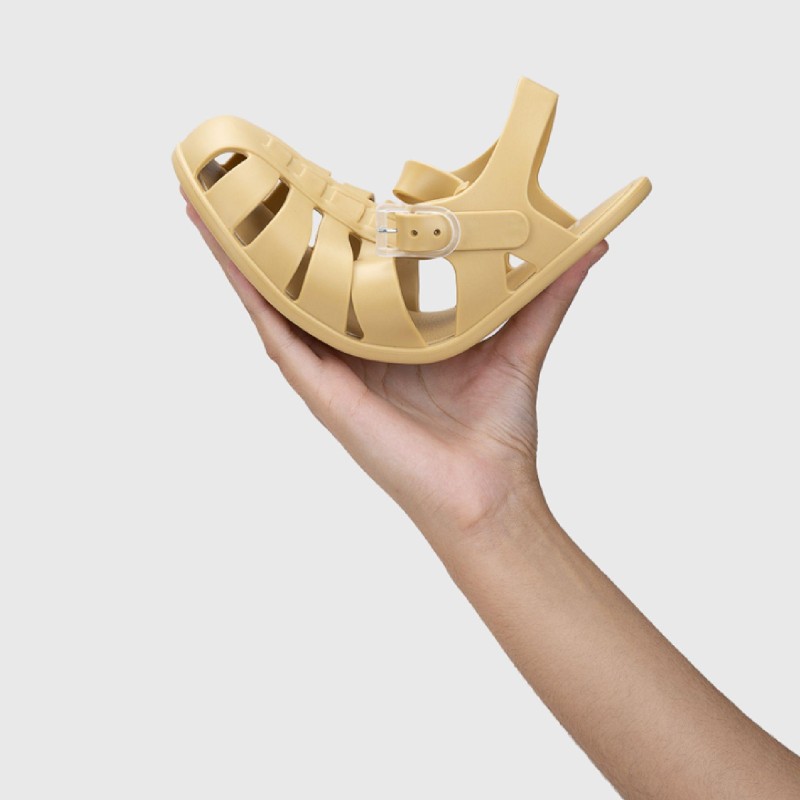 Ura Sandals