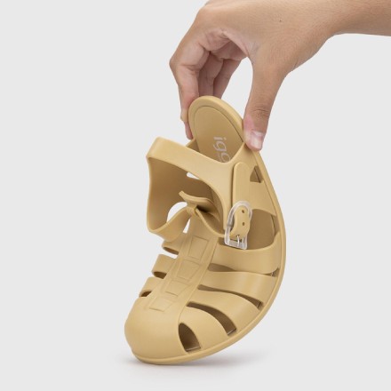Ura Sandals