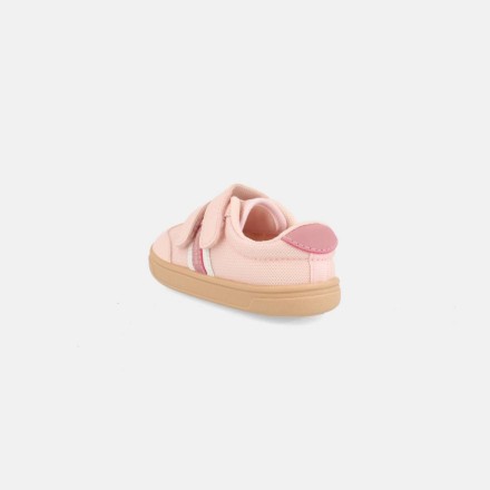 Guppy Sneakers
