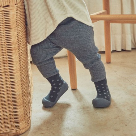 Dot Dot Charcoal Grey Attipas Winter