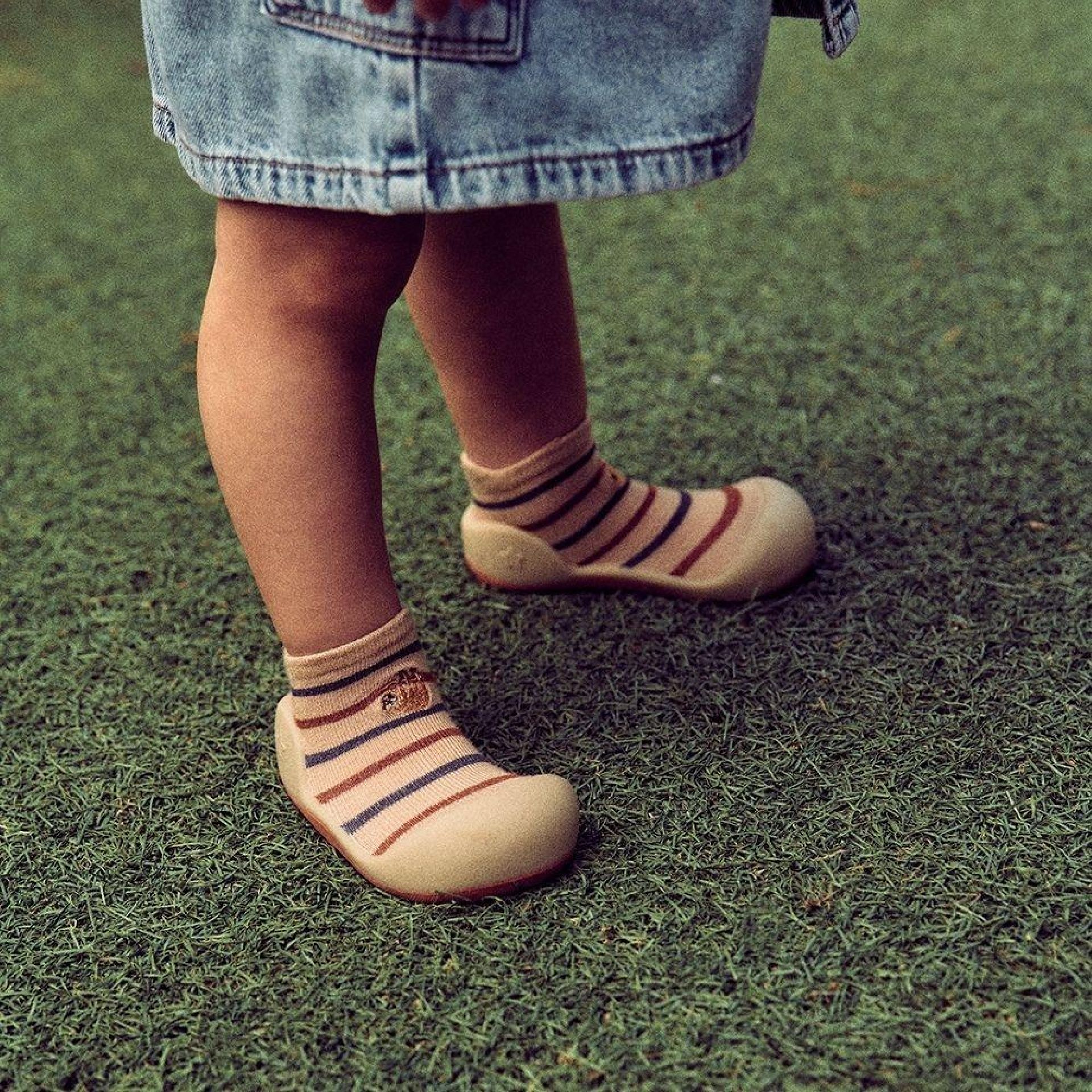 Sloth Beige Attipas Summer