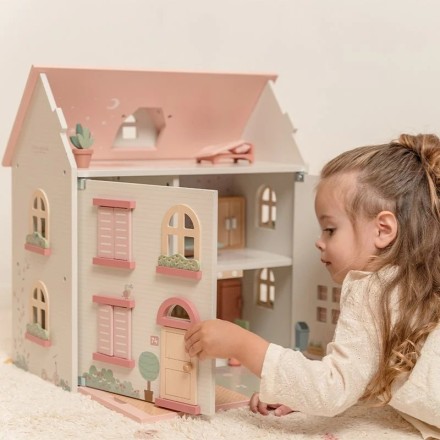Doll House