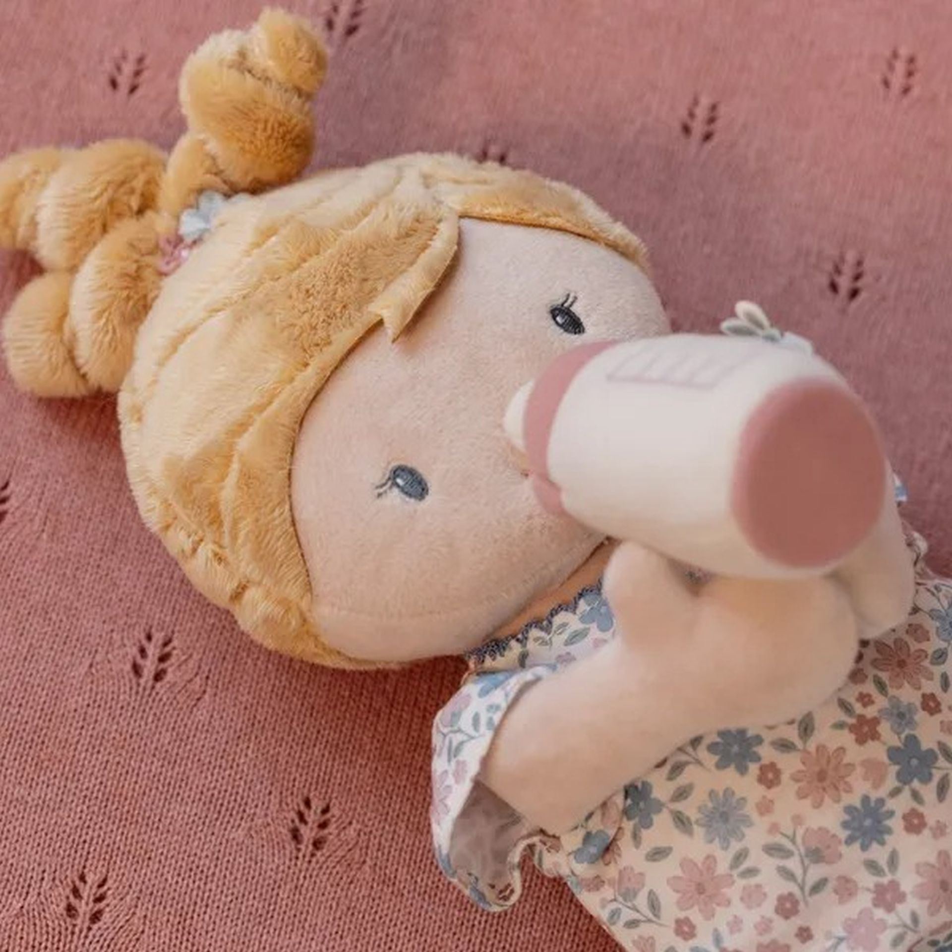 Boneca bebé Julia
