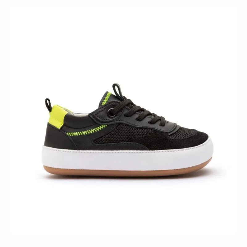 Step Sneakers