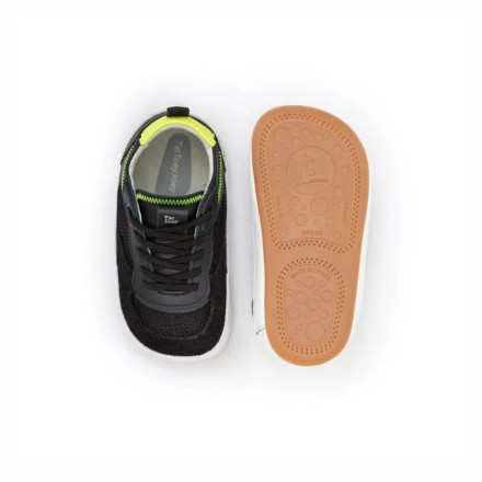 Step Sneakers