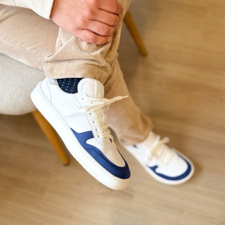 Axis Sneakers