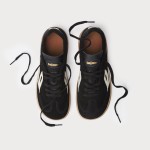 One Sneakers