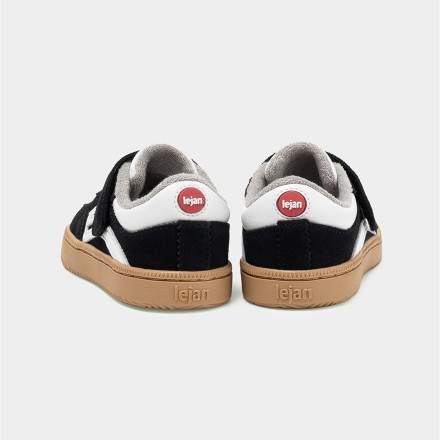 One Sneakers