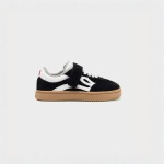 One Sneakers