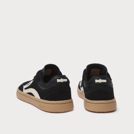 One Sneakers