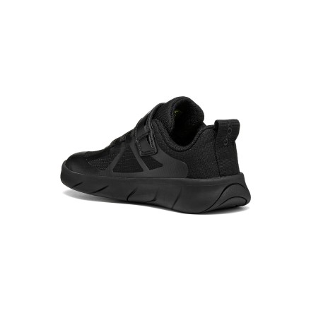 Foot-Run Sneakers