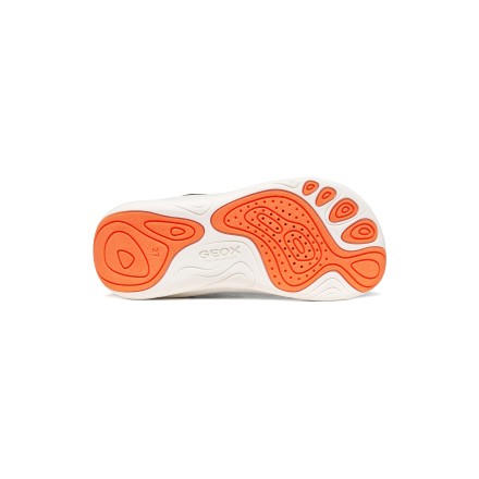 Foot-Run Sneakers