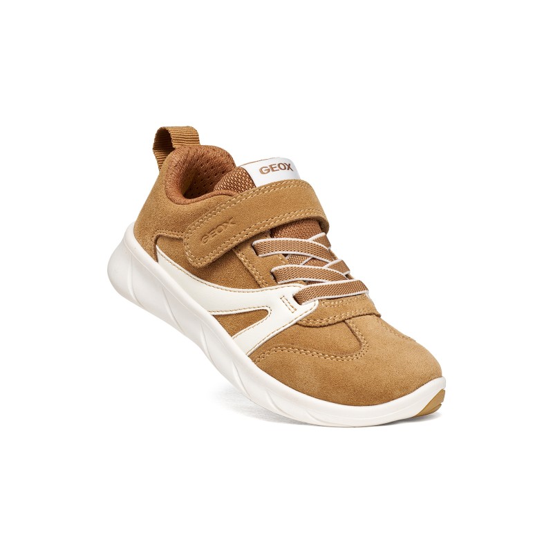 Foot-Run Sneakers