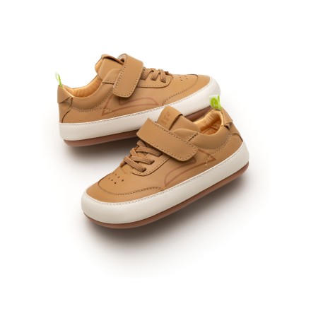 Sneakers Outline