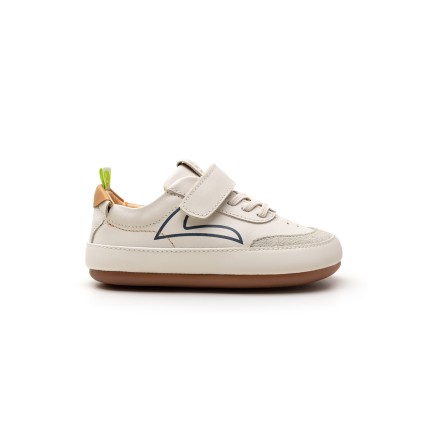 Sneakers Outline